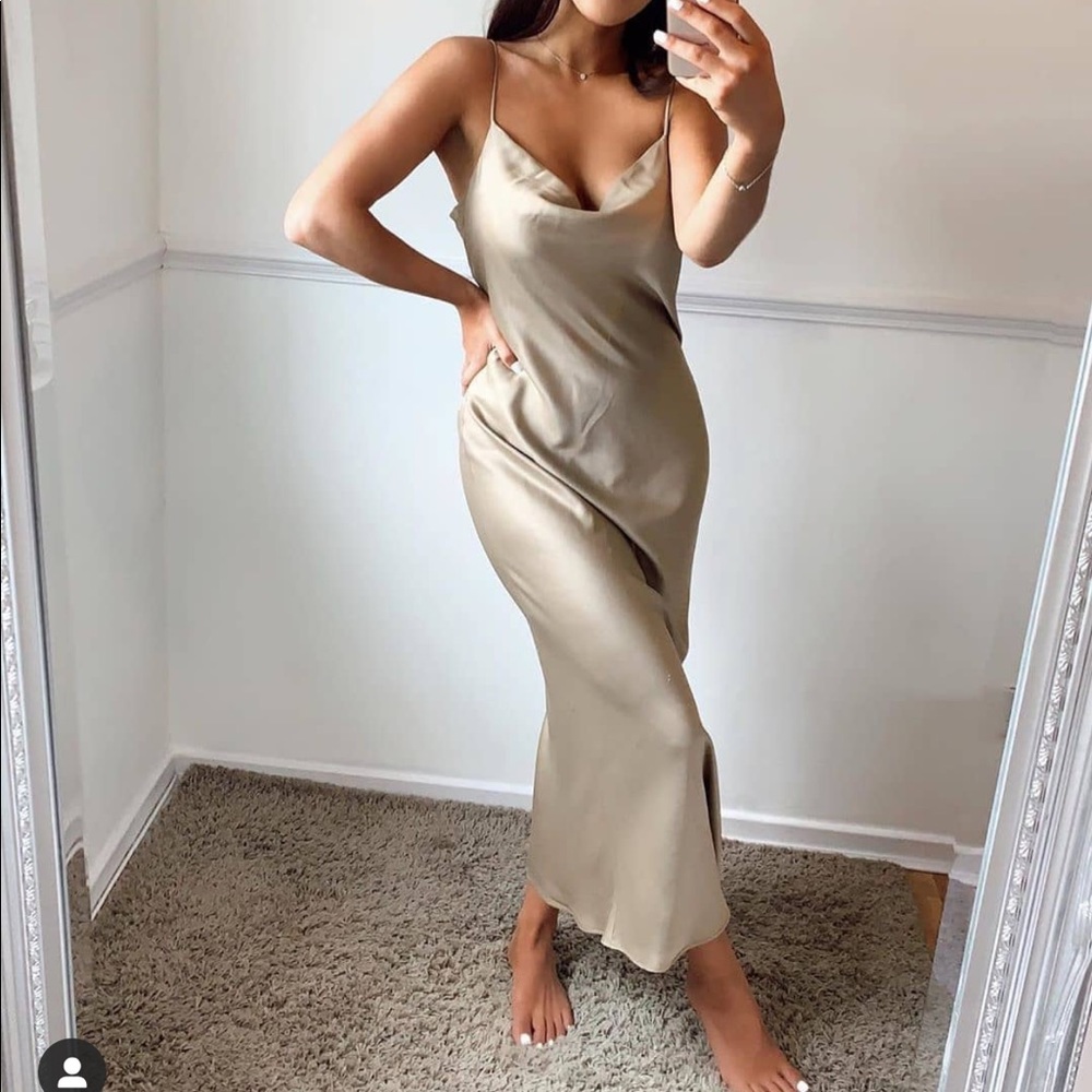Mango draped dress bloggers fav - Picture 4 of 16